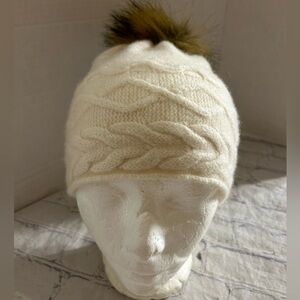 WHITE PINE 100% CASHMERE IVORY WITH FAUX FUR POM POM 2 PLIES WOMEN’S BEANIE O/S